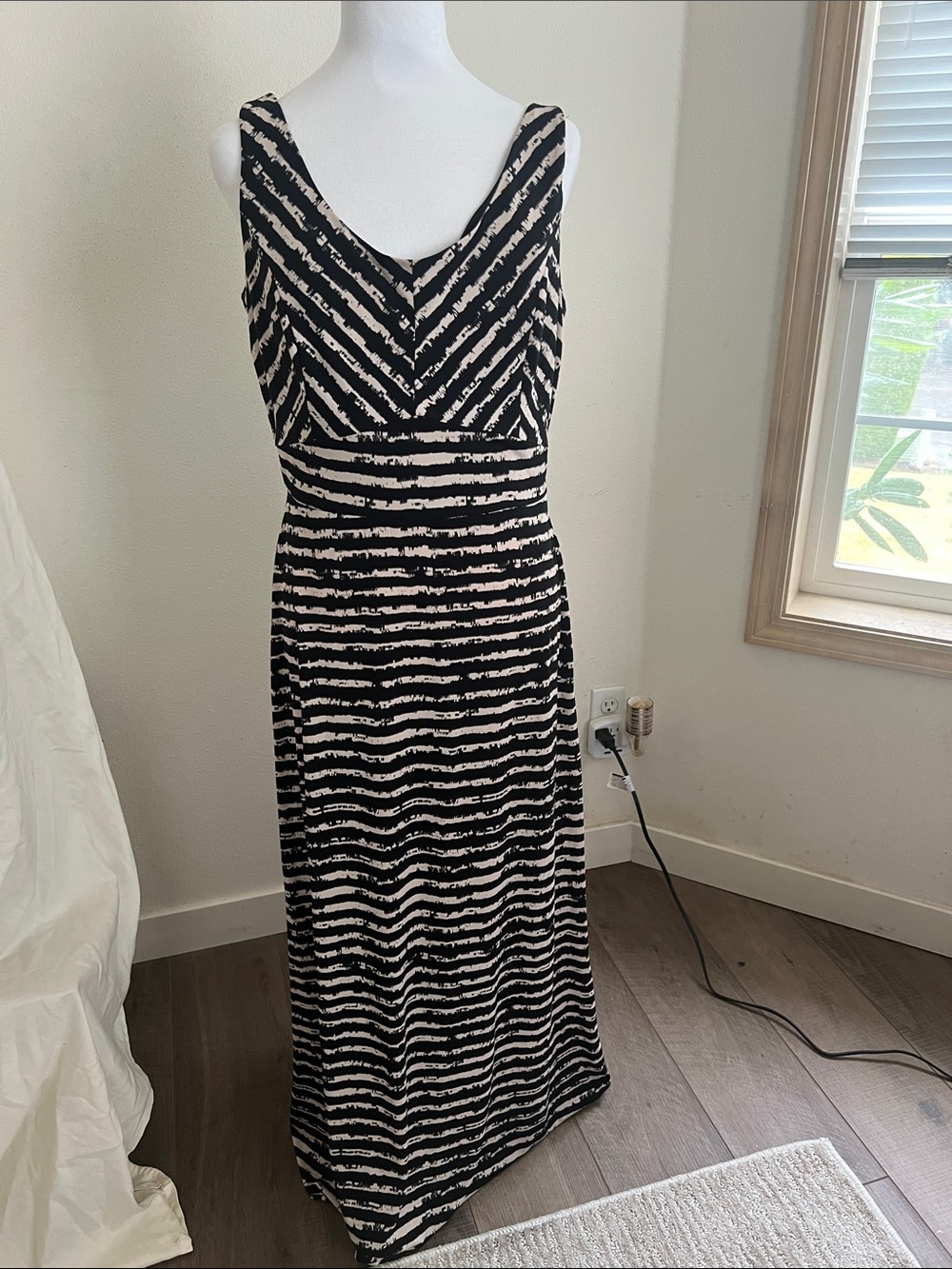 Liz Claiborne Black and White Striped V‑Neck Maxi Dress
